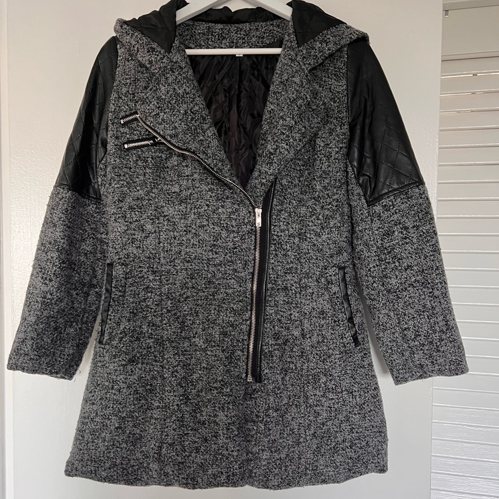 Wool Jacket Zipper with Hood and Pockets!! Size M !!!